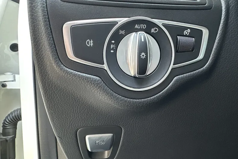 Mercedes-Benz GLC din 2020 cu 117.202 km - oferta MER246907 - foto 15