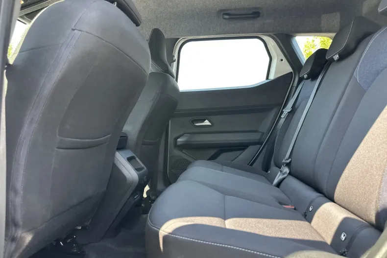 Dacia Duster din 2025 cu 29.308 km - oferta DAC246908 - foto 12