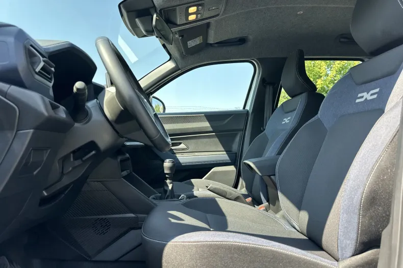 Dacia Duster din 2025 cu 29.308 km - oferta DAC246908 - foto 24