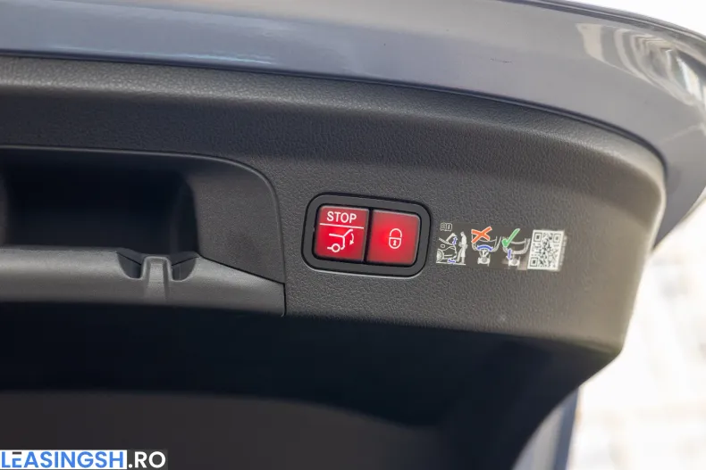 Mercedes-Benz GLE din 2025 cu 8.000 km - oferta MER246912 - foto 33