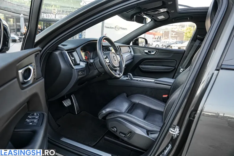 Volvo XC60 din 2021 cu 179.000 km - oferta VOL246918 - foto 8