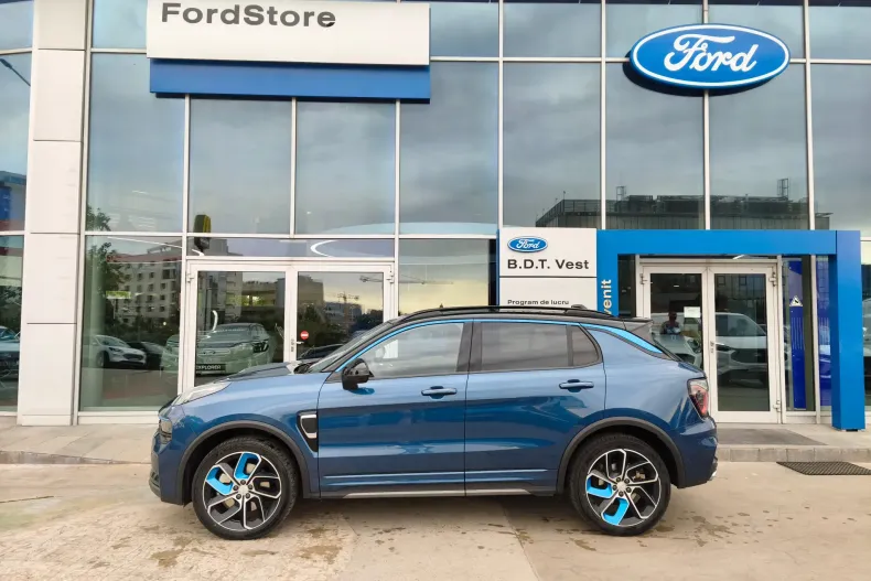 Lynk & Co 01 din 2023 cu 15.800 km - oferta LYN246926 - foto 2