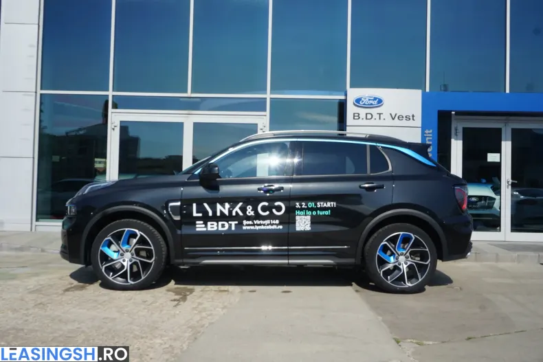 Lynk & Co 01 din 2023 cu 11.407 km - oferta LYN246928 - foto 4