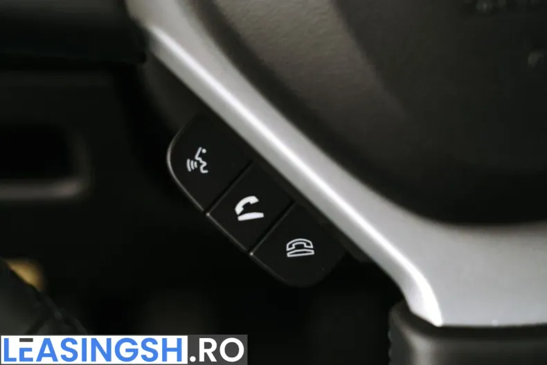Suzuki Vitara din 2026 cu 1 km - oferta SUZ246933 - foto 13