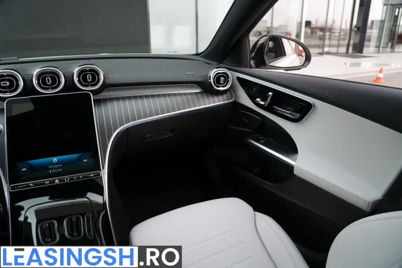 Mercedes-Benz C din 2025 cu 3.300 km - oferta MER246934 - foto 9