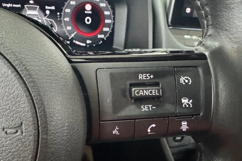 Nissan X-Trail din 2023 cu 160.000 km - oferta NIS246939 - foto 27