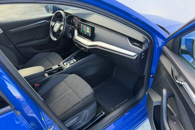Skoda Octavia din 2022 cu 83.619 km - oferta SKO246942 - foto 25