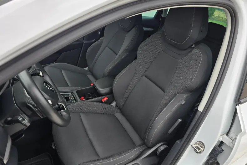 Skoda Karoq din 2024 cu 31.654 km - oferta SKO246943 - foto 11