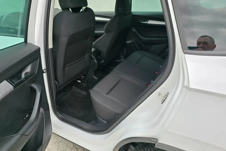 Skoda Karoq din 2024 cu 31.654 km - oferta SKO246943 - foto 26
