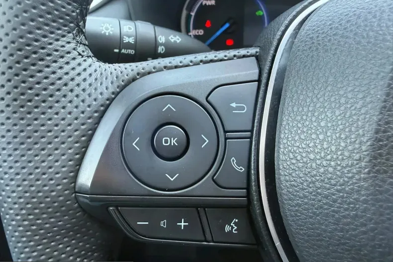 Toyota RAV4 din 2021 cu 145.115 km - oferta TOY246944 - foto 13