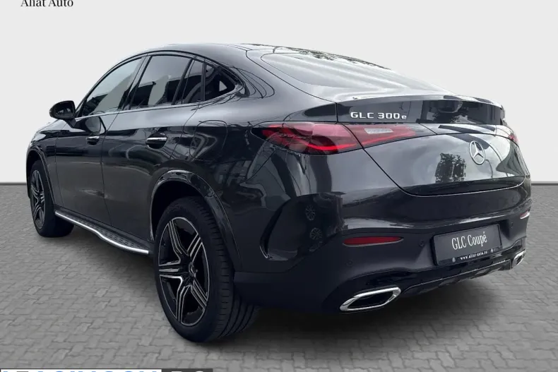 Mercedes-Benz GLC Coupe din 2025 cu 4 km - oferta MER246951 - foto 3