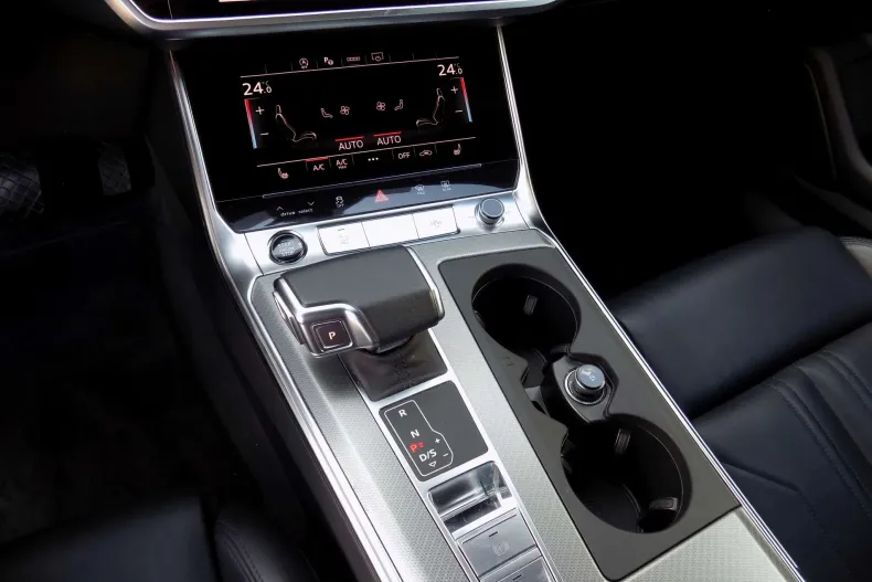 Audi A6 din 2023 cu 49.621 km - oferta AUD246952 - foto 22