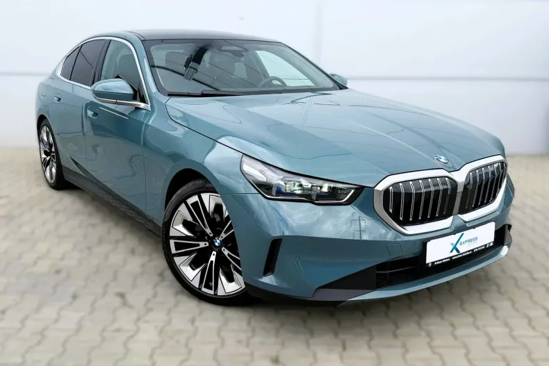 BMW 520d (Seria 5) din 2024 cu 40.924 km - oferta BMW246953 - foto 2