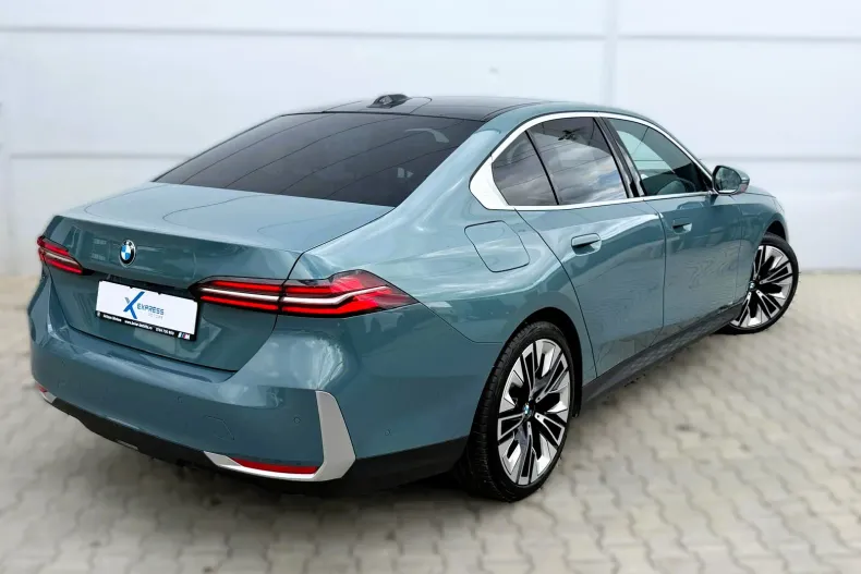 BMW 520d (Seria 5) din 2024 cu 40.924 km - oferta BMW246953 - foto 3