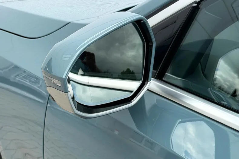BMW 520d (Seria 5) din 2024 cu 40.924 km - oferta BMW246953 - foto 6