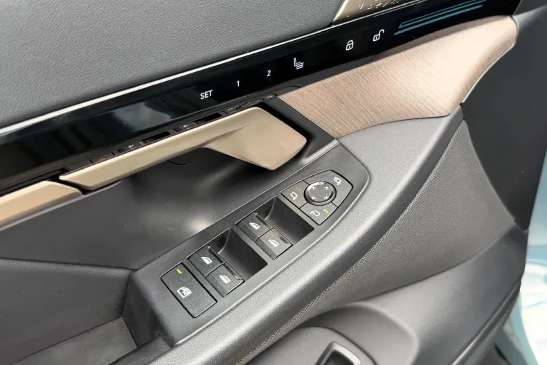 BMW 520d (Seria 5) din 2024 cu 40.924 km - oferta BMW246953 - foto 8