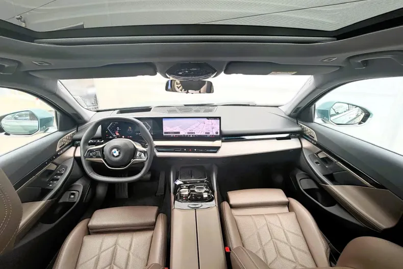 BMW 520d (Seria 5) din 2024 cu 40.924 km - oferta BMW246953 - foto 12