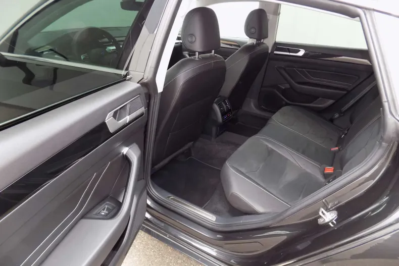 Volkswagen Arteon din 2023 cu 35.714 km - oferta VOL246954 - foto 23