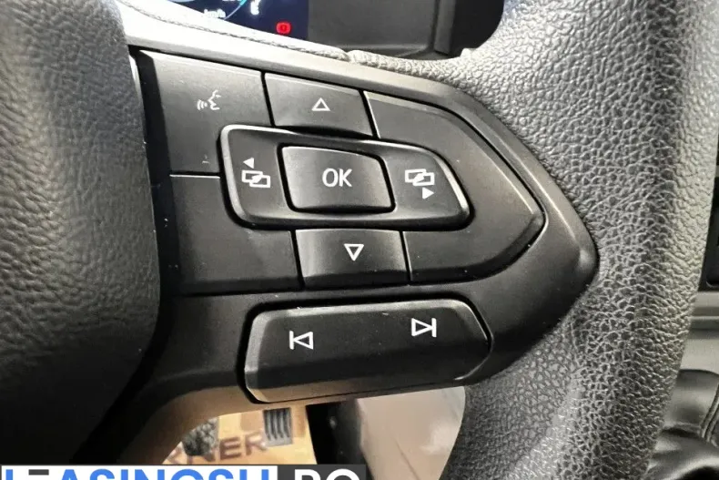 Volkswagen Caravelle din 2025 cu 12.500 km - oferta VOL246961 - foto 19