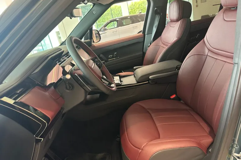 Land Rover Range Rover Sport din 2026 cu 1 km - oferta LAN246962 - foto 12