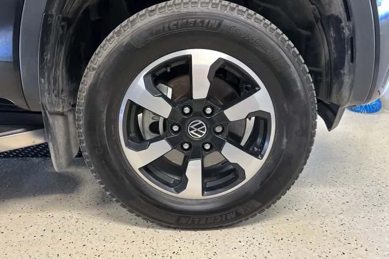Volkswagen Amarok din 2024 cu 77.587 km - oferta VOL246969 - foto 25