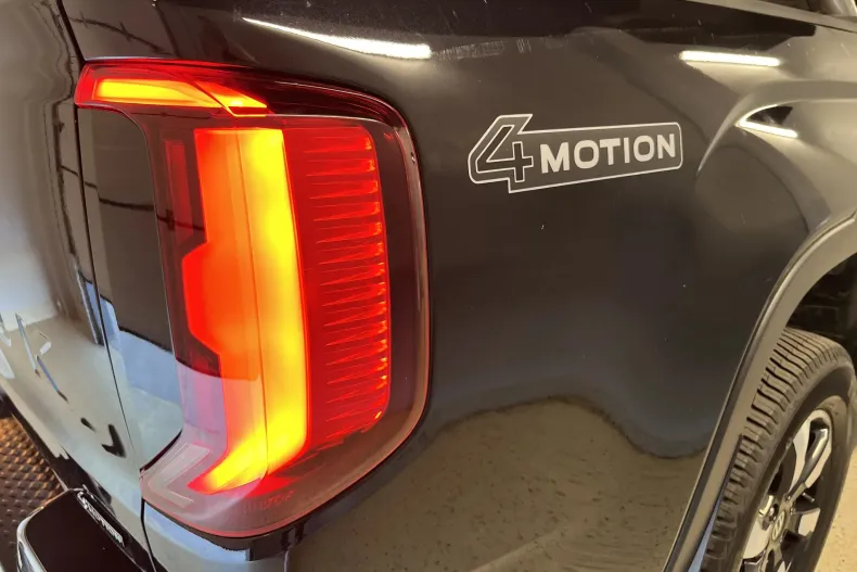 Volkswagen Amarok din 2024 cu 77.587 km - oferta VOL246969 - foto 27