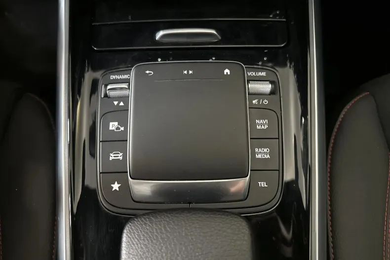 Mercedes-Benz GLA din 2023 cu 38.160 km - oferta MER246970 - foto 17