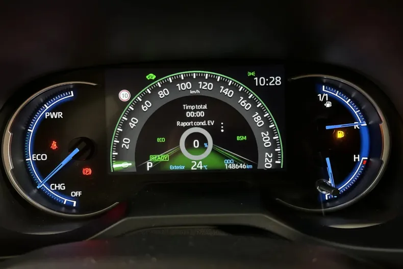 Toyota RAV4 din 2022 cu 148.646 km - oferta TOY246971 - foto 10