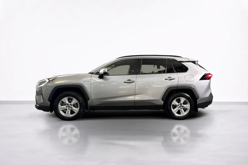 Toyota RAV4 din 2021 cu 100.742 km - oferta TOY246972 - foto 2