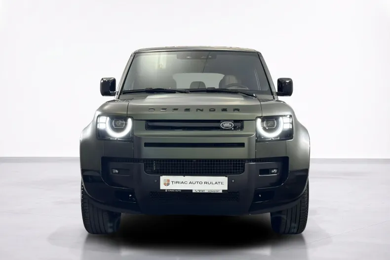 Land Rover Defender din 2025 cu 5.402 km - oferta LAN246973 - foto 8