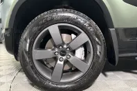 Land Rover Defender din 2025 cu 5.402 km - oferta LAN246973 - foto 13