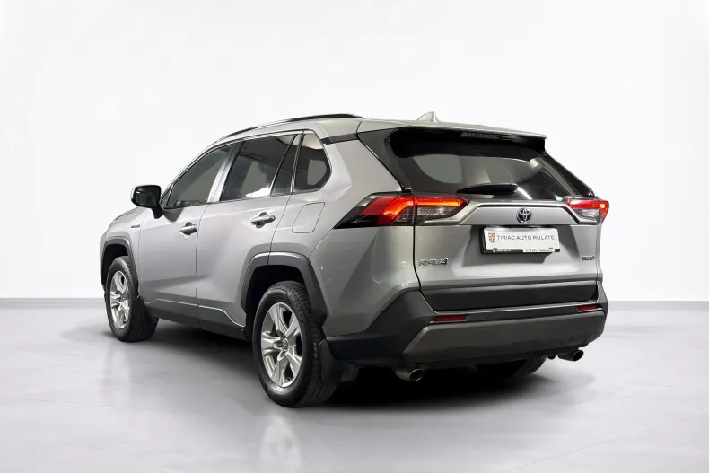 Toyota RAV4 din 2021 cu 171.957 km - oferta TOY246975 - foto 3