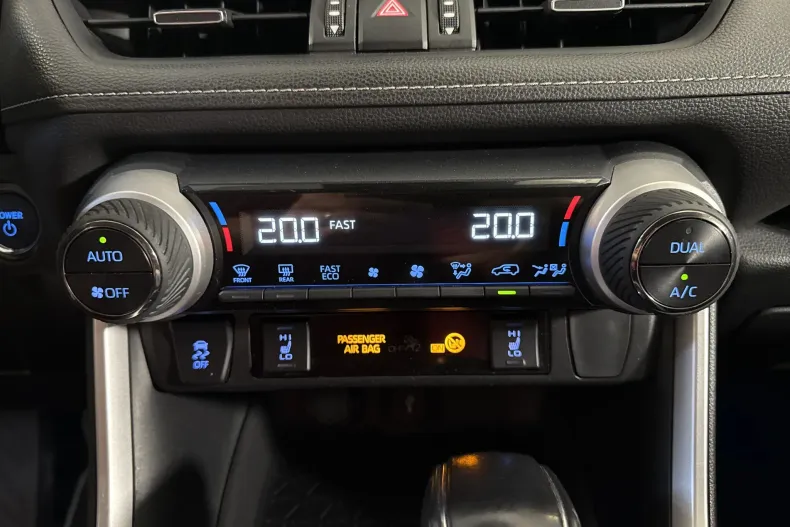 Toyota RAV4 din 2021 cu 171.957 km - oferta TOY246975 - foto 18