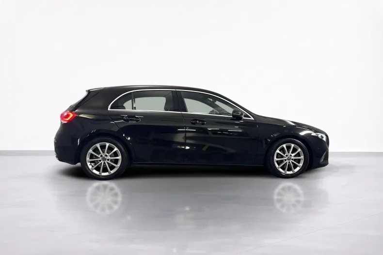 Mercedes-Benz A 200 (Clasa A) din 2021 cu 59.942 km - oferta MER246977 - foto 6