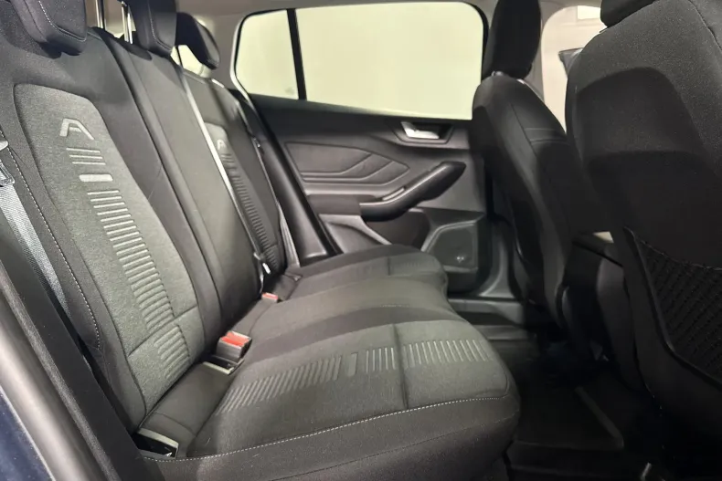 Ford Focus din 2021 cu 57.459 km - oferta FOR246979 - foto 12