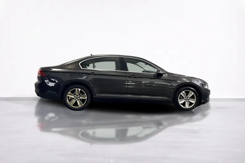 Volkswagen Passat din 2021 cu 148.730 km - oferta VOL246983 - foto 6