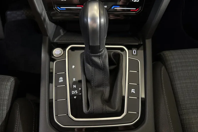 Volkswagen Passat din 2021 cu 148.730 km - oferta VOL246983 - foto 17