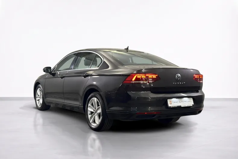 Volkswagen Passat din 2021 cu 77.431 km - oferta VOL246985 - foto 3