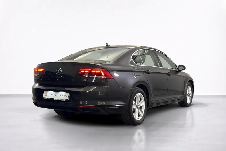 Volkswagen Passat din 2021 cu 77.431 km - oferta VOL246985 - foto 5
