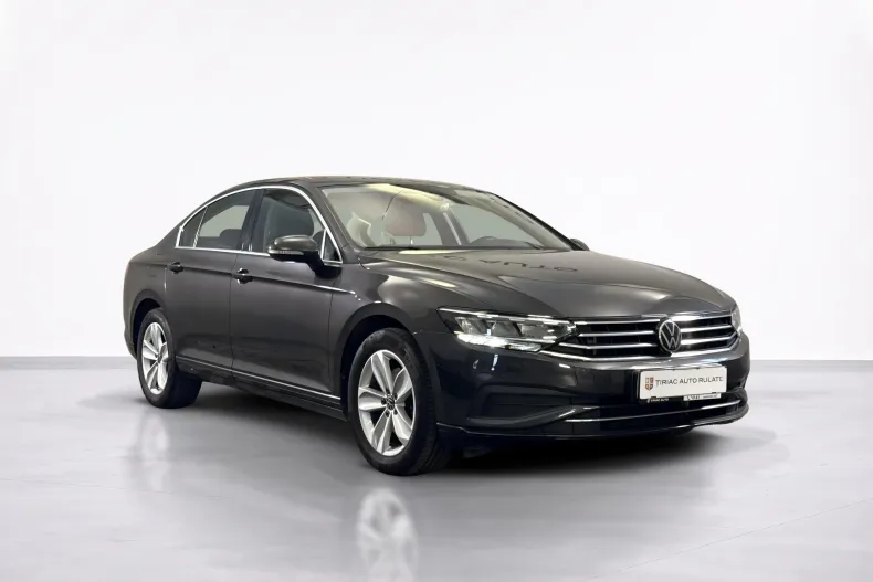 Volkswagen Passat din 2021 cu 77.431 km - oferta VOL246985 - foto 7