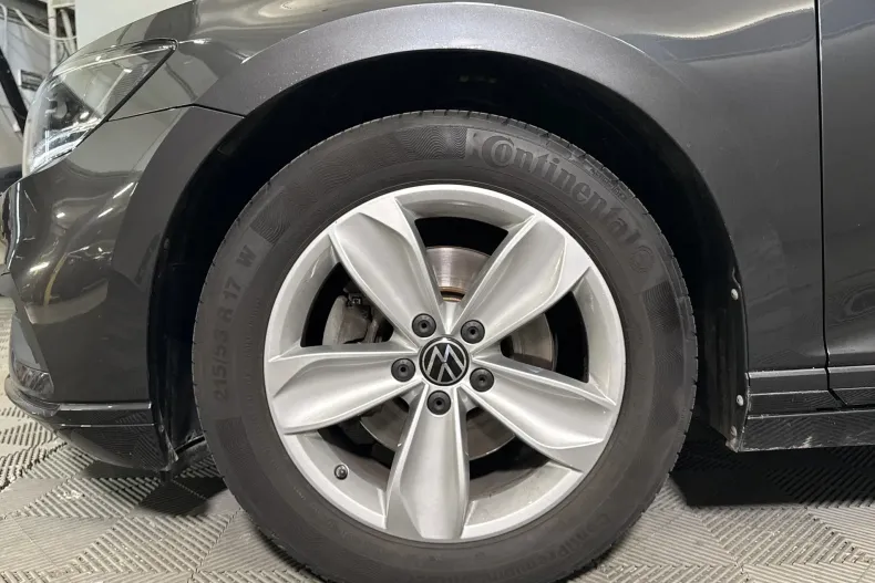 Volkswagen Passat din 2021 cu 77.431 km - oferta VOL246985 - foto 13