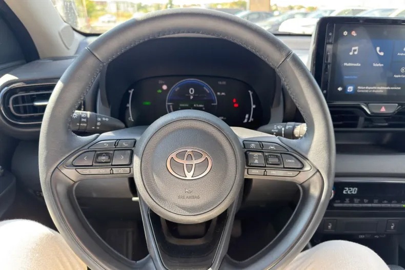 Toyota Yaris din 2026 cu 2.399 km - oferta TOY246989 - foto 11