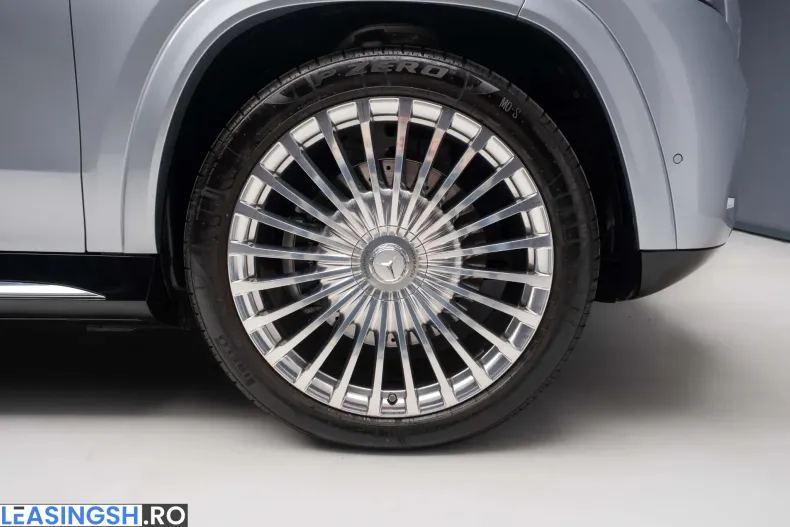 Mercedes-Benz GLS Maybach din 2023 cu 7.400 km - oferta MER246994 - foto 7