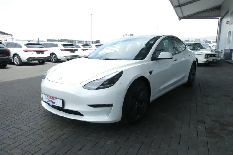 Tesla Model 3 din 2024 cu 34.882 km - oferta TES246997 - foto 1