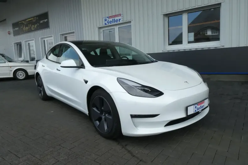 Tesla Model 3 din 2024 cu 34.882 km - oferta TES246997 - foto 2