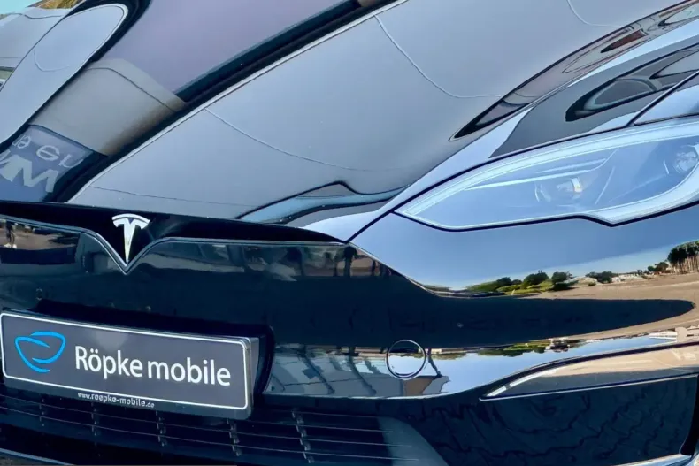 Tesla Model S din 2023 cu 77.843 km - oferta TES246999 - foto 2