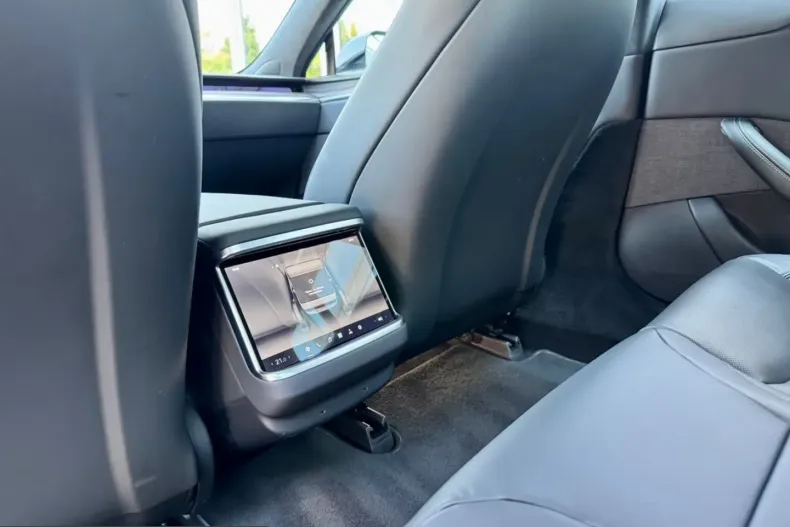 Tesla Model S din 2023 cu 77.843 km - oferta TES246999 - foto 19