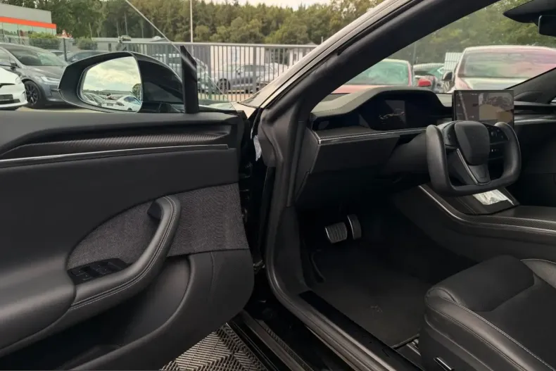 Tesla Model S din 2023 cu 21.111 km - oferta TES247000 - foto 30