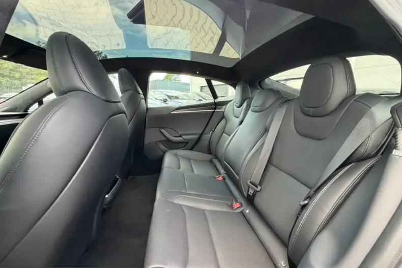 Tesla Model S din 2023 cu 21.111 km - oferta TES247000 - foto 33