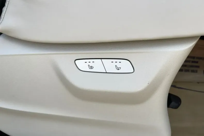 Mercedes-Benz V 200 (Clasa V) din 2021 cu 46.031 km - oferta MER247003 - foto 19